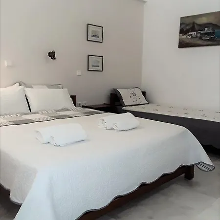 Areti & Maria Apartments Gythio Extérieur photo