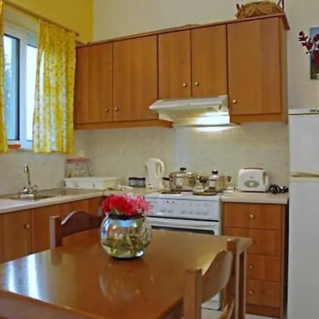 Areti & Maria Apartments Gythio Extérieur photo